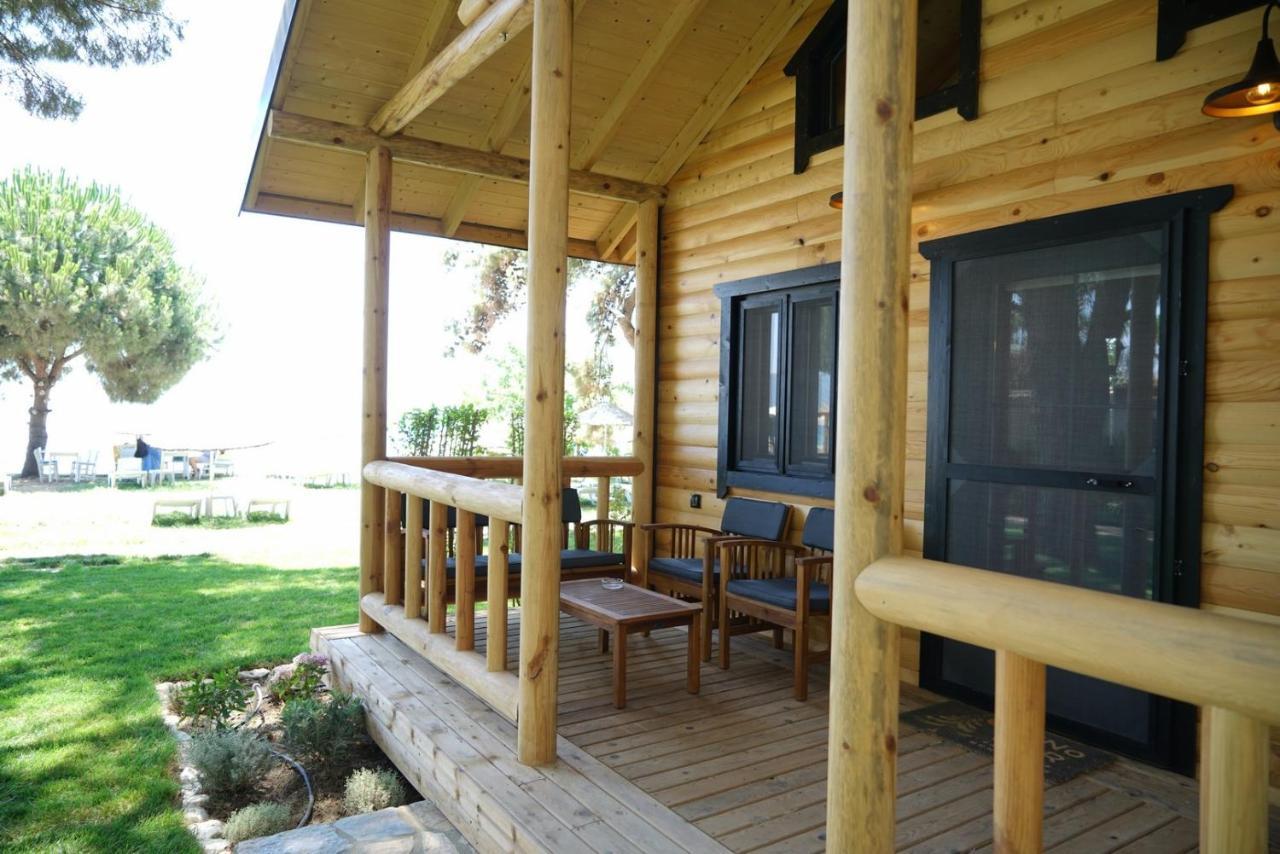 Pino Mar Luxury Bungalows 에르데크 외부 사진