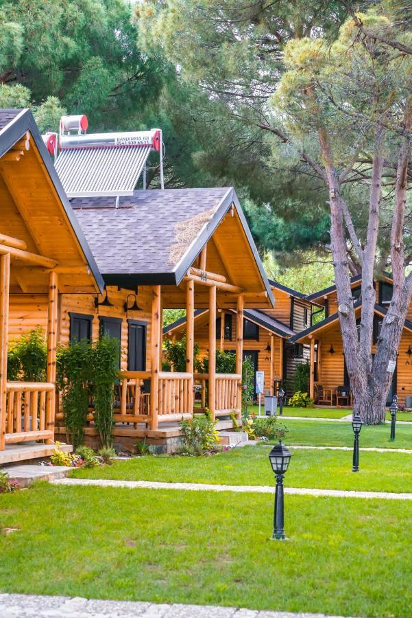 Pino Mar Luxury Bungalows 에르데크 외부 사진