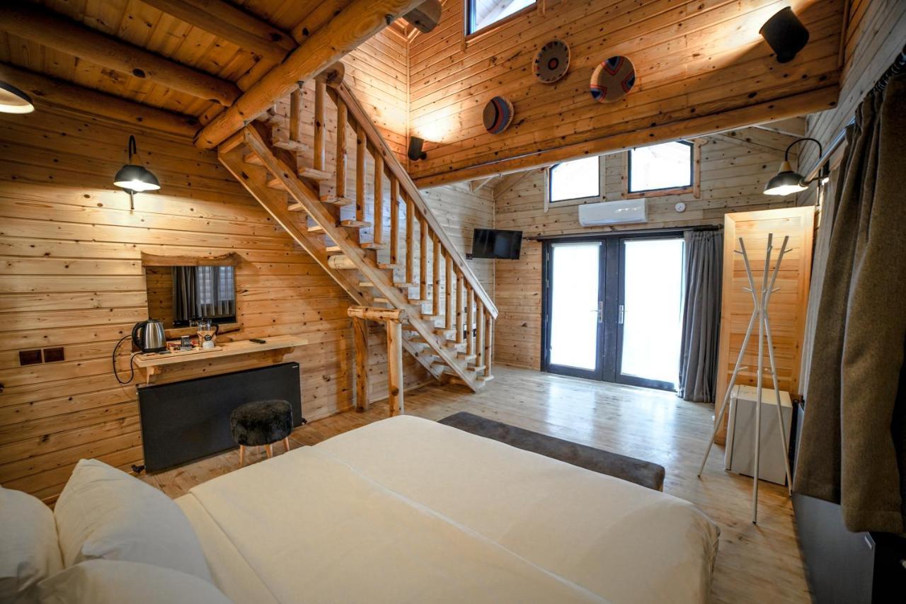 Pino Mar Luxury Bungalows 에르데크 외부 사진