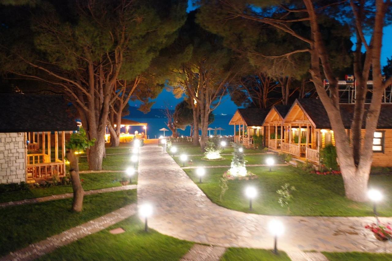 Pino Mar Luxury Bungalows 에르데크 외부 사진