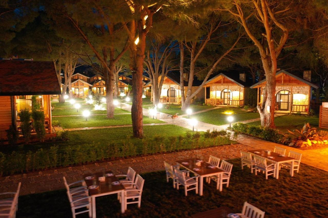 Pino Mar Luxury Bungalows 에르데크 외부 사진