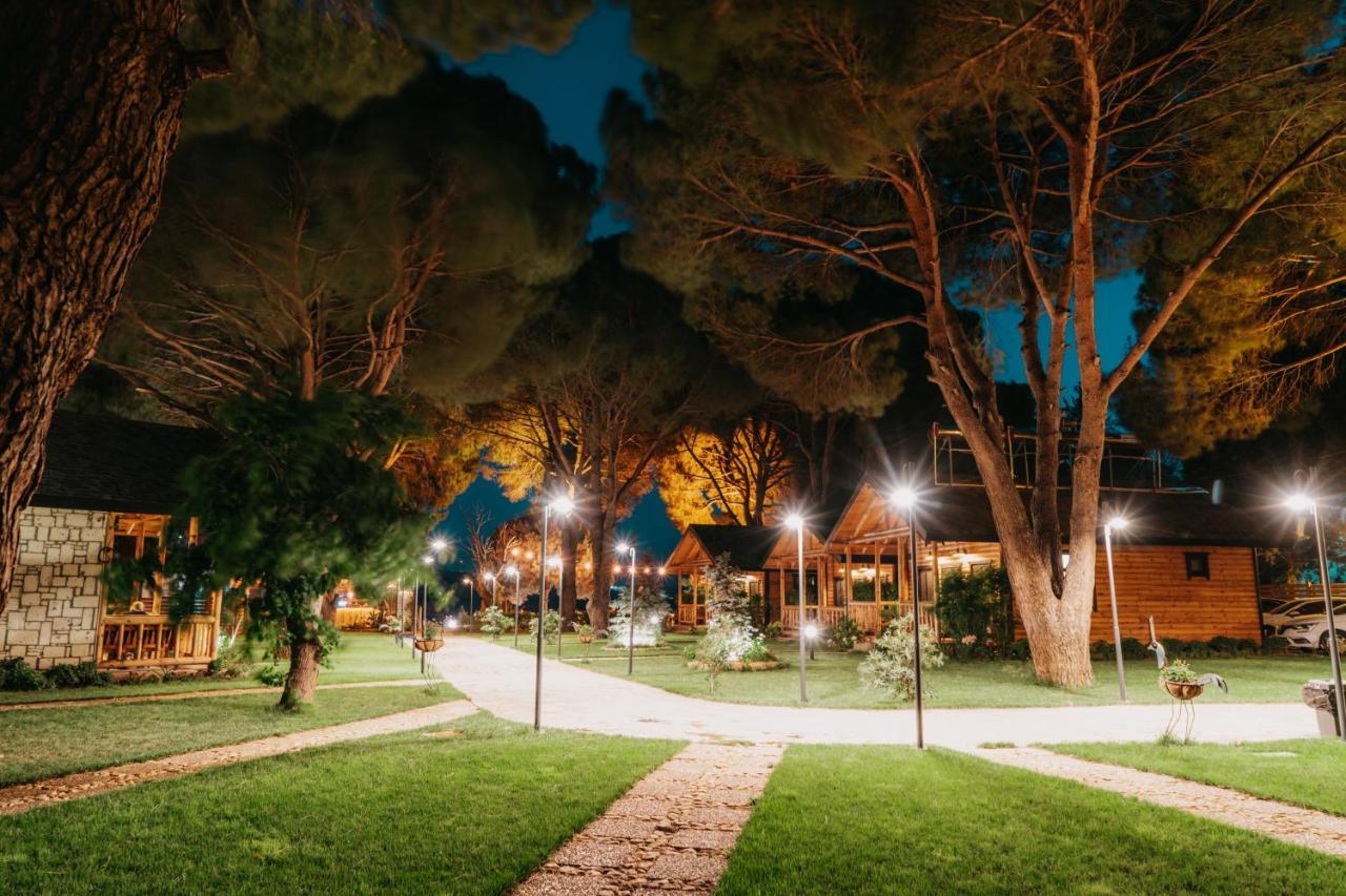 Pino Mar Luxury Bungalows 에르데크 외부 사진